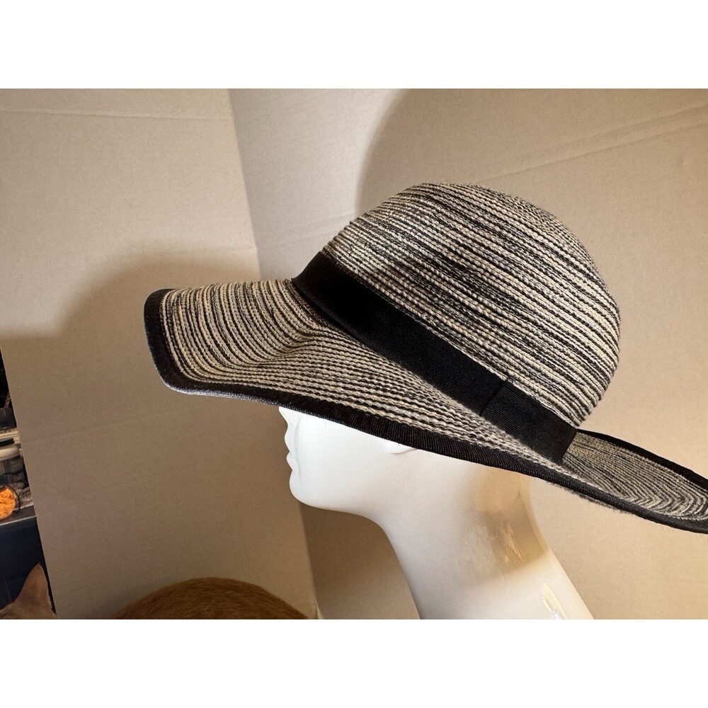 Solar Escape Black & Tan Sun Hat Wide Brim Adjustable Black Ribbon Band